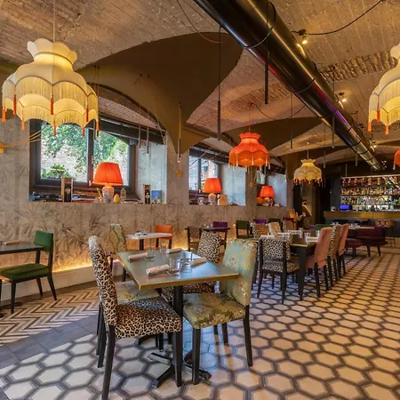 Roma Luxus Hotel